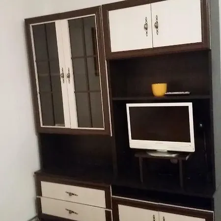 Liget Szinei Apartman سيغيد