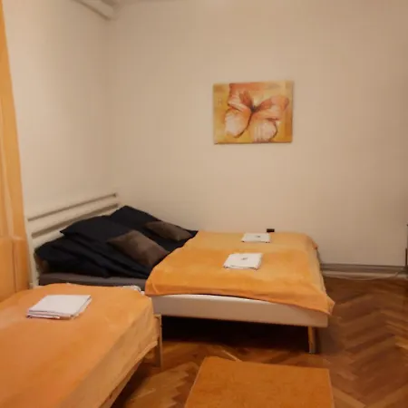 Liget Szinei Apartman * سيغيد